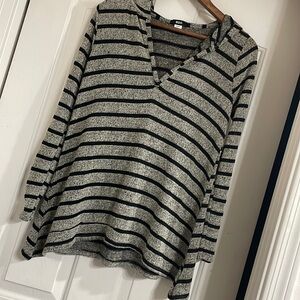 BDG Pullover Hoodie Sweater Top Size S-P